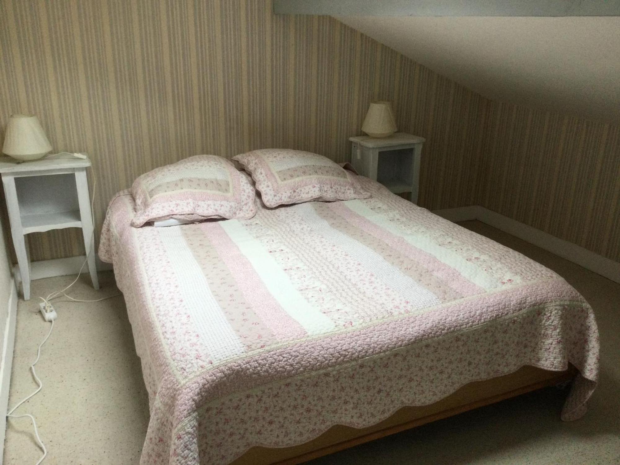 Charmante Petite Maison Typique Royan Juillet Location Minimum 7 Jours Pas De Court Sejour Saint-Georges-de-Didonne Exteriör bild